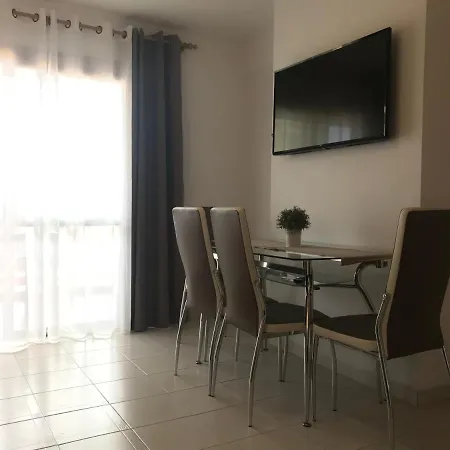 Apartahotel Compostela Beach 3*